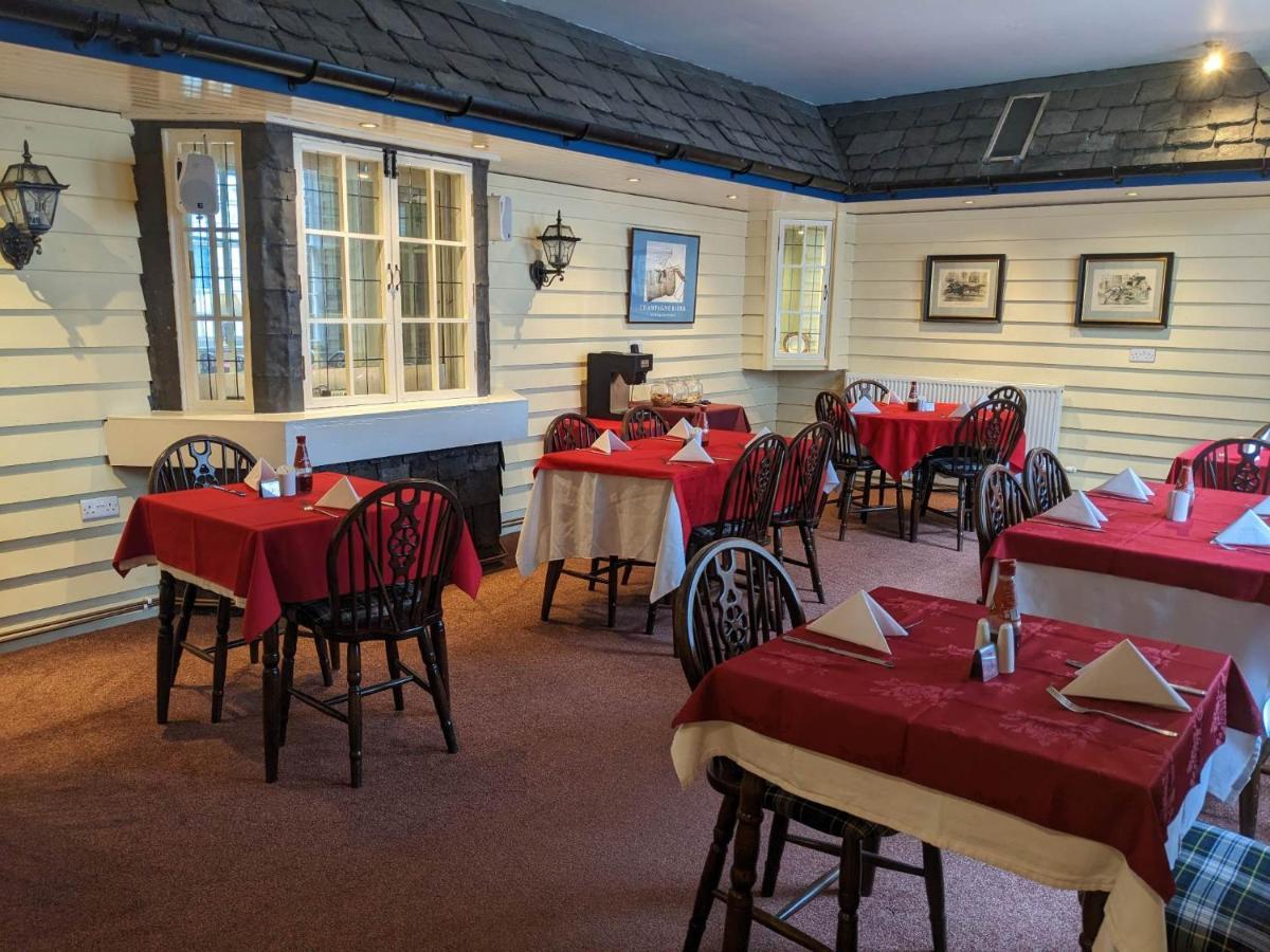 Crown Hotel Langholm Екстер'єр фото