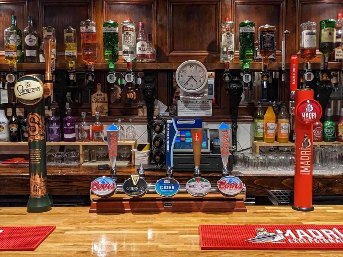 Crown Hotel Langholm Екстер'єр фото